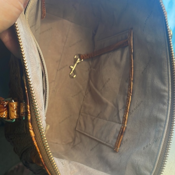 BRAHMIN- Croc-embossed Genuine Leather - Picture 8 of 8